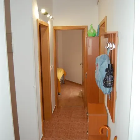 Apartment Sunny Gapi App *